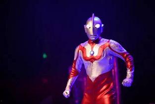 奥特曼吃小瓜兽,保卫地球的甜蜜之战