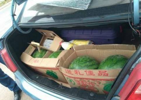 车内吃瓜,揭秘隐秘的社交现象